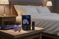 Coffret Sleep Essential Oil Blend sur table de nuit ambiance nocturne apaisante